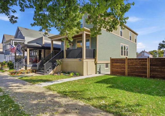 Single family home for sale at 1323 Home Ave, Berwyn, IL 60402 | MLS# 12783516