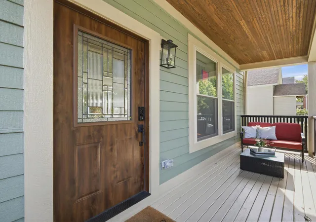 Photo 1 of Single family home for sale at 1323 Home Ave, Berwyn, IL 60402 | MLS# 12783516 | Listing updated on 2026-10-20