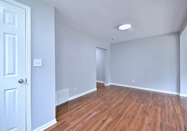 Listing Photo 4 - Condo for sale in building located at 123 S 12th Ave, Maywood, IL 60153