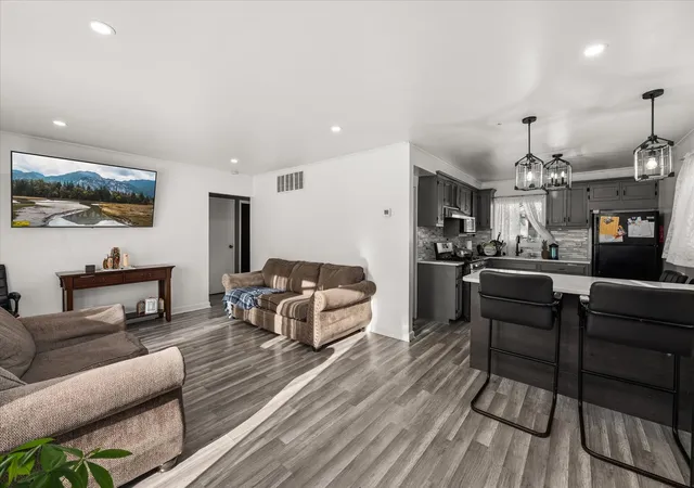 Photo 3 of Single family home for sale at 328 Blackhawk Dr, Park Forest, IL 60466 | MLS# 12783545 | Listing updated on 2026-10-20