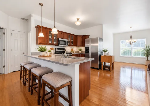 Photo 2 of Single family home for sale at 21140 Coventry Cir, Shorewood, IL 60404 | MLS# 12783576 | Listing updated on 2026-10-20