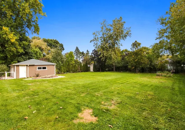 Photo 3 of Single family home for sale at 2n061 Virginia Ave, Glen Ellyn, IL 60137 | MLS# 12783603 | Listing updated on 2026-10-20