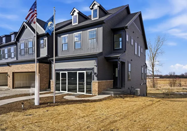 Photo 1 of Townhouse for sale at 2816 Preserve Cir #09003, Aurora, IL 60502 | MLS# 12783606 | Listing updated on 2026-10-12