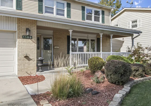 Photo 1 of Single family home for sale at 1108 S Cherrywood Dr, Mount Prospect, IL 60056 | MLS# 12783630 | Listing updated on 2026-10-22