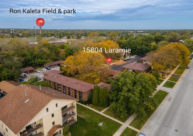Listing Photo 4 - Condo for sale in building located at 15804 Laramie Ave, Oak Forest, IL 60452 - Unit #5
