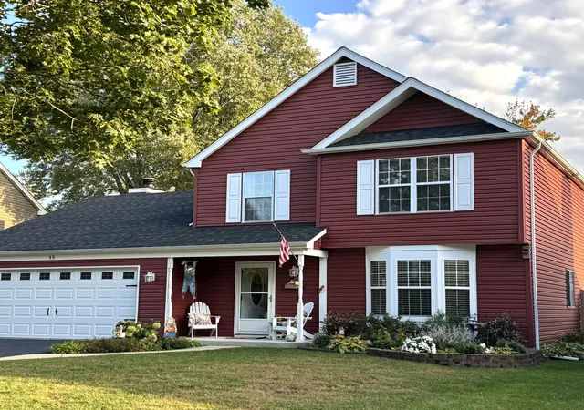 Photo 2 of Single family home for sale at 55 S Windsor Pl, Mundelein, IL 60060 | MLS# 12783643 | Listing updated on 2026-10-21