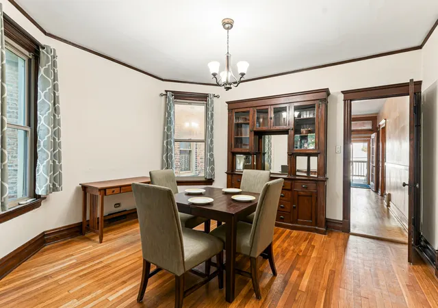 Listing Photo 4 - Condo for sale in building located at 4922 N Hamilton Ave, Chicago, IL 60625