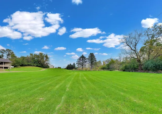 Photo 3 of Single family home for sale at 15n573 Mccornack Rd, Elgin, IL 60124 | MLS# 12783703 | Listing updated on 2026-10-23