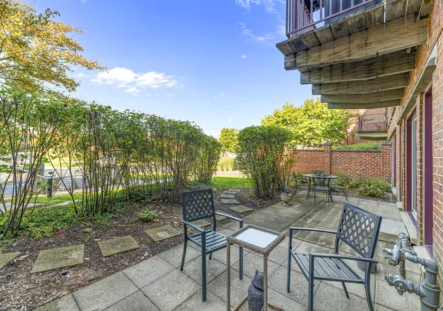 Photo 2 of Condo for sale at 431 Kelburn Rd #116, Deerfield, IL 60015 | MLS# 12783717 | Listing updated on 2026-10-21