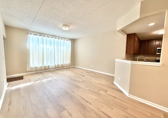 Photo 4 of Condo for sale at 855 E 22nd Street #111, Lombard, IL 60148 | MLS# 12783731 | Listing updated on 2026-10-18