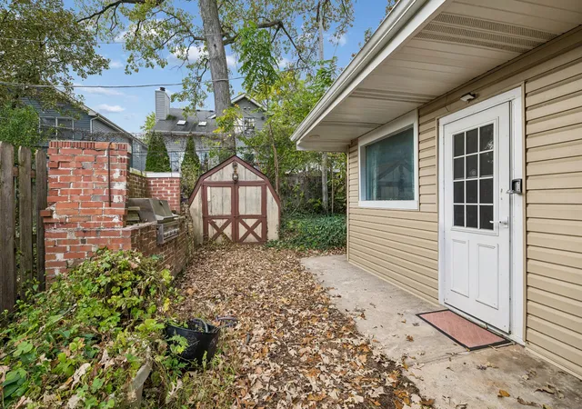 Photo 1 of Single family home for sale at 907 Jackson Ave, Wauconda, IL 60084 | MLS# 12783739 | Listing updated on 2026-10-23