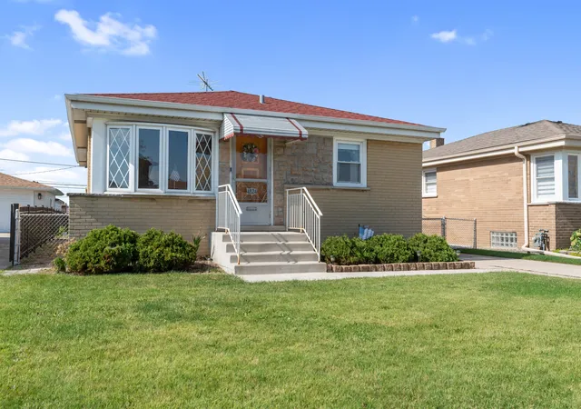 Photo 1 of Single family home for sale at 4824 N Ozark Ave, Norridge, IL 60706 | MLS# 12783750 | Listing updated on 2026-10-22