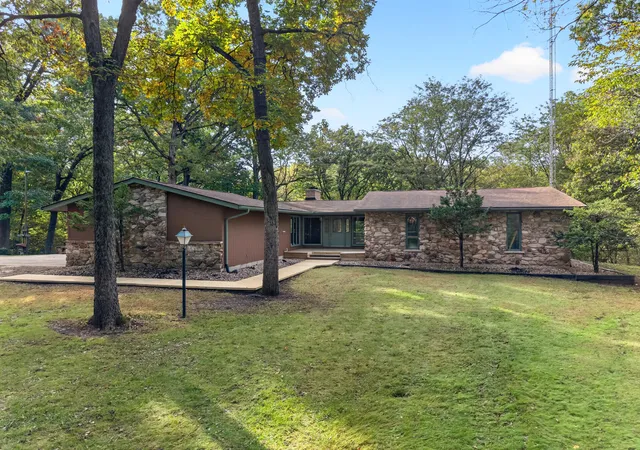 Photo 1 of Single family home for sale at 7553 Audubon Dr, Hennepin, IL 61327 | MLS# 12783764 | Listing updated on 2026-10-20