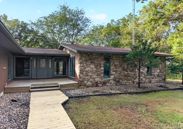 Photo 3 of Single family home for sale at 7553 Audubon Dr, Hennepin, IL 61327 | MLS# 12783764 | Listing updated on 2026-10-20