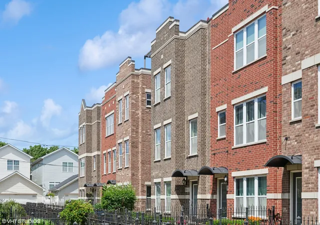 Listing Photo 1 - Condo for sale in building located at 3761 S Morgan St, Chicago, IL 60609 - Unit #A