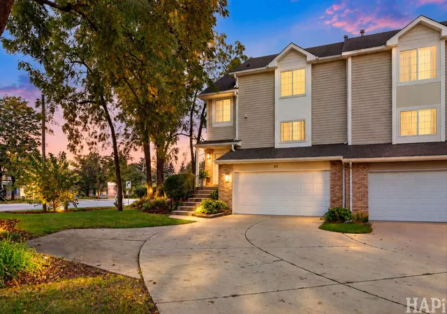 Townhouse for sale at 301 Stevens Ct, Grayslake, IL 60030 | MLS# 12783775