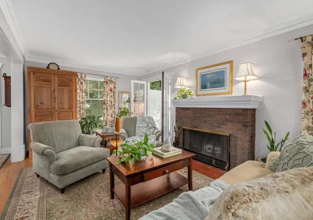 Photo 3 of Single family home for sale at 445 N Kensington Ave, La Grange Park, IL 60526 | MLS# 12783839 | Listing updated on 2026-10-21
