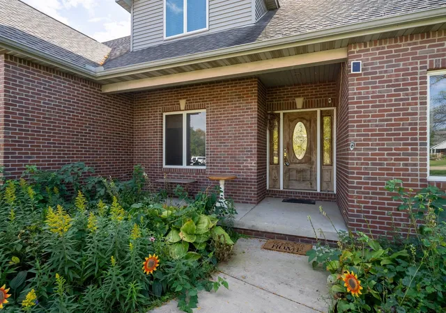 Photo 1 of Single family home for sale at 2214 Bella Fiore Ln, Pontiac, IL 61764 | MLS# 12783840 | Listing updated on 2026-10-22