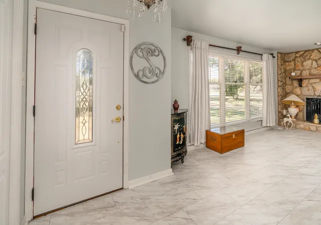 Photo 3 of Single family home for sale at 204 N Dean St, Royalton, IL 62983 | MLS# 12783846 | Listing updated on 2026-10-20