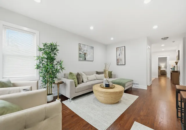 Photo 4 of Single family home for sale at 3468 W Columbus Ave, Chicago, IL 60652 | MLS# 12783853 | Listing updated on 2026-10-19