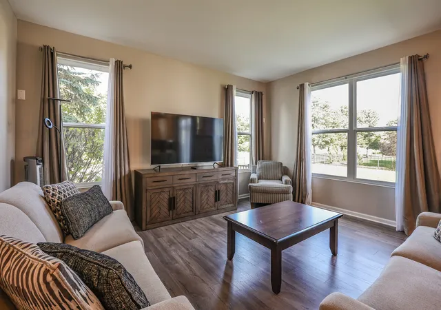 Photo 2 of Single family home for sale at 3536 Gallant Fox Dr, Elgin, IL 60124 | MLS# 12783872 | Listing updated on 2026-10-20