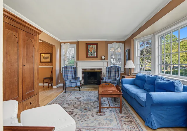 Photo 2 of Single family home for sale at 650 Asbury Ave, Evanston, IL 60202 | MLS# 12783874 | Listing updated on 2026-10-21