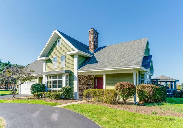 Photo 1 of Single family home for sale at 935 Sunrise Rd, Green Oaks, IL 60048 | MLS# 12783972 | Listing updated on 2026-10-20