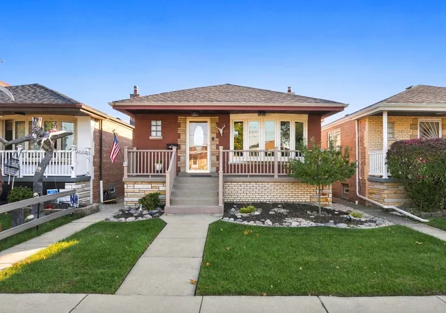 Single family home for sale at 6535 W 60th Street, Chicago, IL 60638 | MLS# 12783996