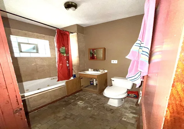 Photo 4 of Single family home for sale at 1312 W 73rd Place, Chicago, IL 60636 | MLS# 12784029 | Listing updated on 2026-10-22