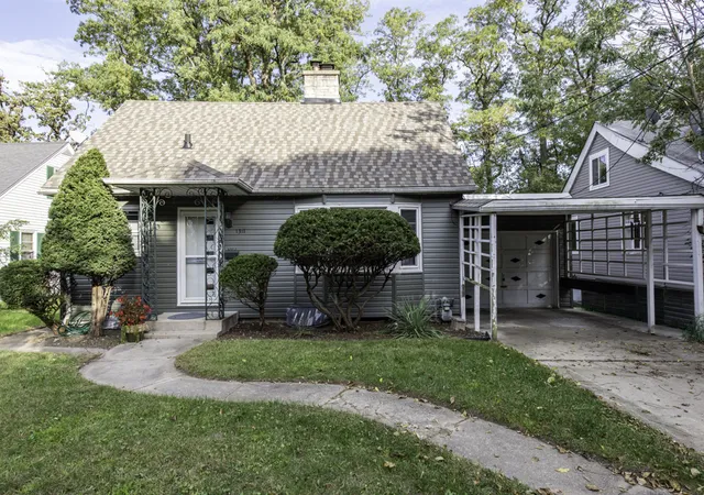 Photo 2 of Single family home for sale at (Undisclosed), Waukegan, IL 60085 | MLS# 12784052 | Listing updated on 2026-10-27