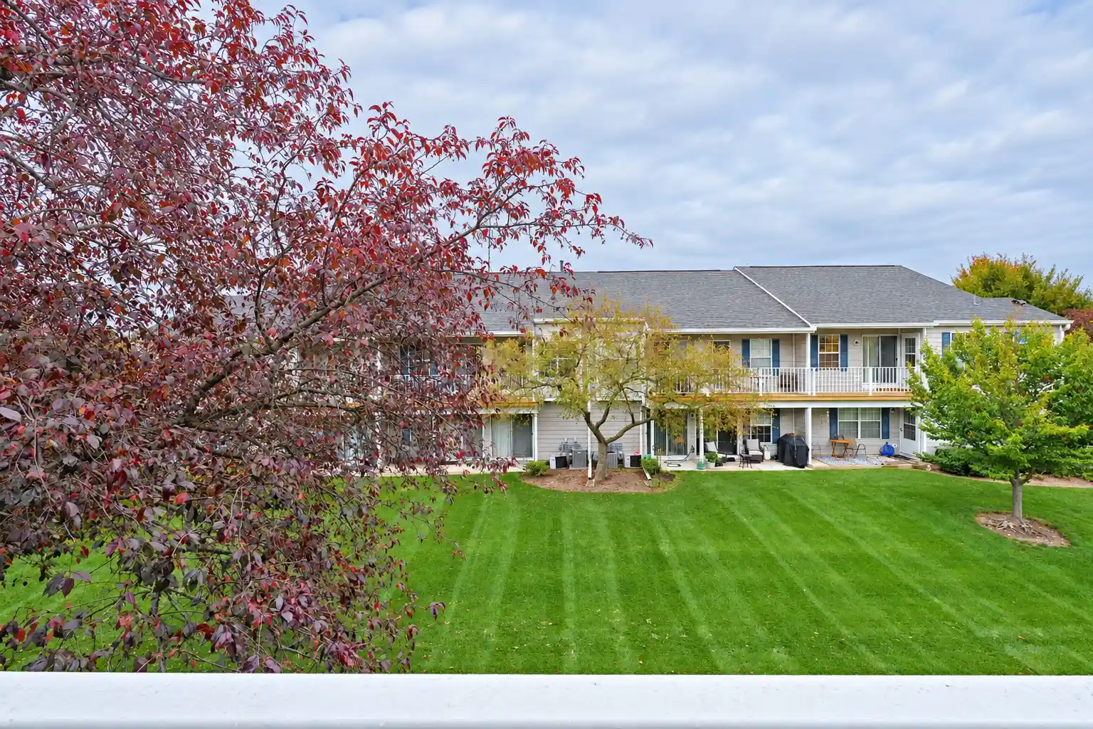 Listing Photo 12 - Condo for sale in 7 Hoover Ct located at 7 Hoover Ct, Streamwood, IL 60107 - Unit 7 Hoover Ct