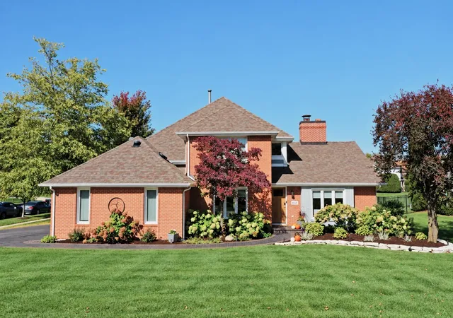 Photo 1 of Single family home for sale at 8948 Charrington Dr, Frankfort, IL 60423 | MLS# 12784102 | Listing updated on 2026-10-23