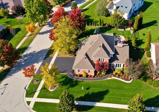 Single family home for sale at 8948 Charrington Dr, Frankfort, IL 60423 | MLS# 12784102