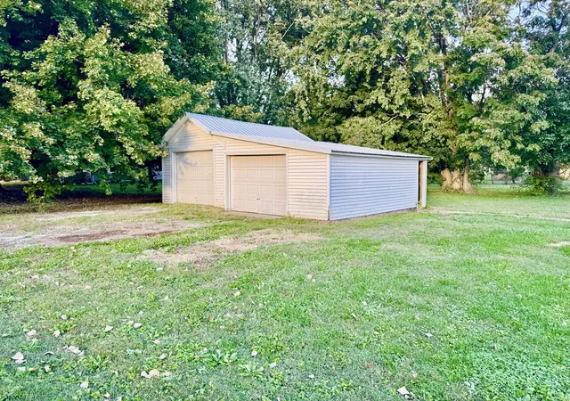 Photo 16 of Sale Pending at 609 NW 3rd Street, Aledo, IL 61231 | MLS# 12784119 | Listing updated on 2026-10-20
