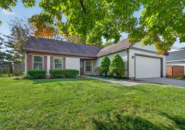 Single family home for sale at 1840 Shetland Dr, Wheaton, IL 60189 | MLS# 12784125