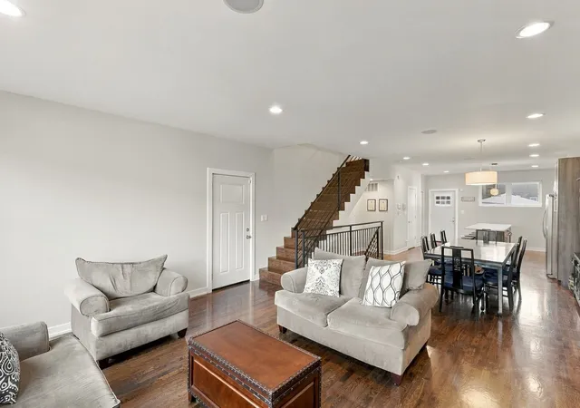 Photo 4 of Single family home for sale at 914 N Richmond St, Chicago, IL 60622 | MLS# 12784165 | Listing updated on 2026-10-22