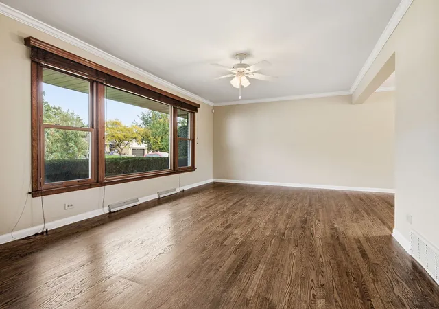 Photo 2 of Single family home for sale at 770 S Stuart Ave, Elmhurst, IL 60126 | MLS# 12784176 | Listing updated on 2026-10-20