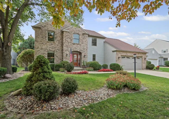 Photo 2 of Single family home for sale at 2403 Waterbury Pl, Champaign, IL 61822 | MLS# 12784187 | Listing updated on 2026-10-28