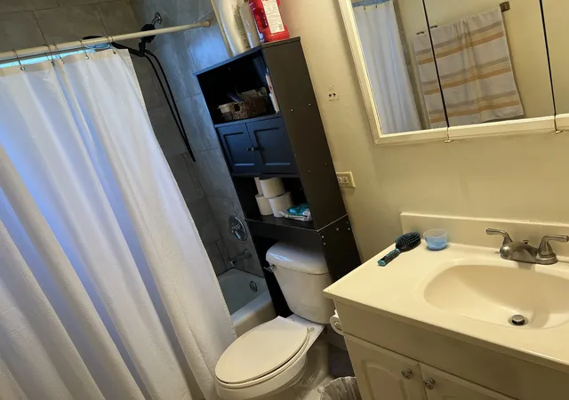 Listing Photo 4 - Condo for sale in building located at 7312 W 86Th St, Bridgeview, IL 60455 - Unit #1B