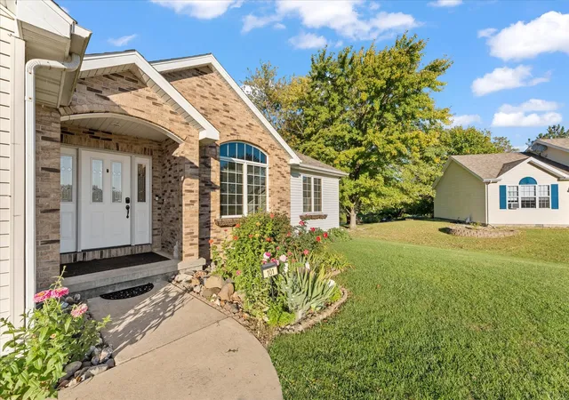 Photo 1 of Single family home for sale at 101 Red Bud Ct, Mahomet, IL 61853 | MLS# 12784237 | Listing updated on 2026-10-21