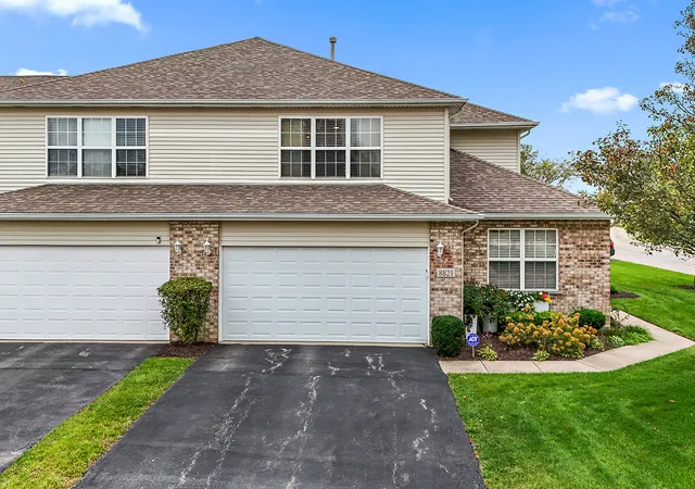 Photo 1 of Townhouse for sale at 8821 Clare Ave, Mokena, IL 60448 | MLS# 12784243 | Listing updated on 2026-10-21