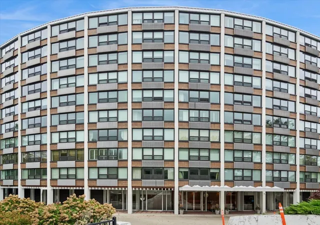 Photo 1 of Condo for sale at 1630 Sheridan Rd #10-J, Wilmette, IL 60091 | MLS# 12784254 | Listing updated on 2026-10-20