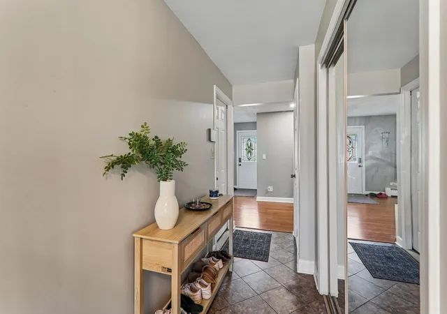 Photo 4 of Single family home for sale at 1302 E Greenwood Dr, Mount Prospect, IL 60056 | MLS# 12784262 | Listing updated on 2026-10-22