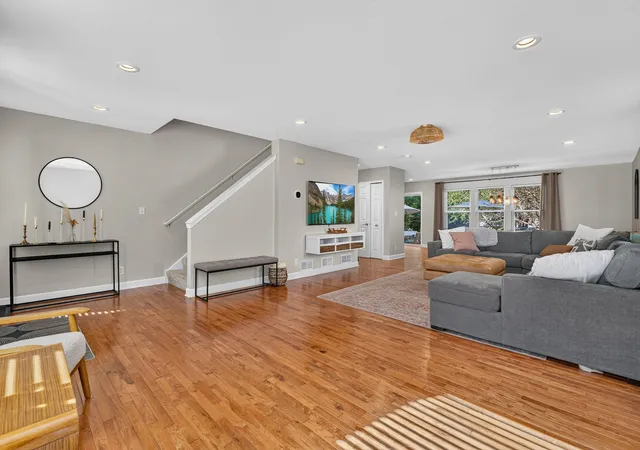 Photo 2 of Single family home for sale at 611 Walnut Ave, Maple Park, IL 60151 | MLS# 12784269 | Listing updated on 2026-10-21