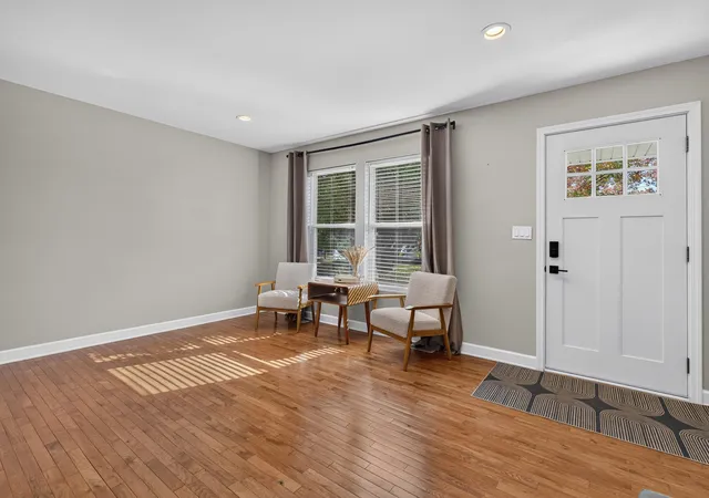 Photo 4 of Single family home for sale at 611 Walnut Ave, Maple Park, IL 60151 | MLS# 12784269 | Listing updated on 2026-10-21