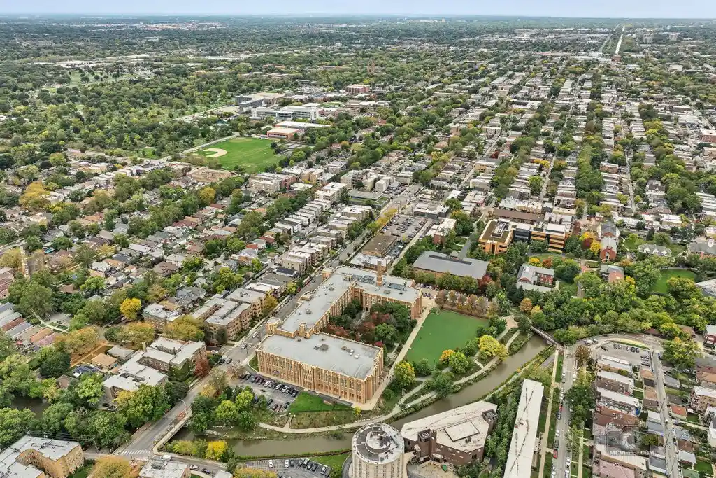 Listing Photo 46 - Condo for sale in 4916 N Kedzie Ave located at 4916 N Kedzie Ave, Chicago, IL 60625 - Unit #3W