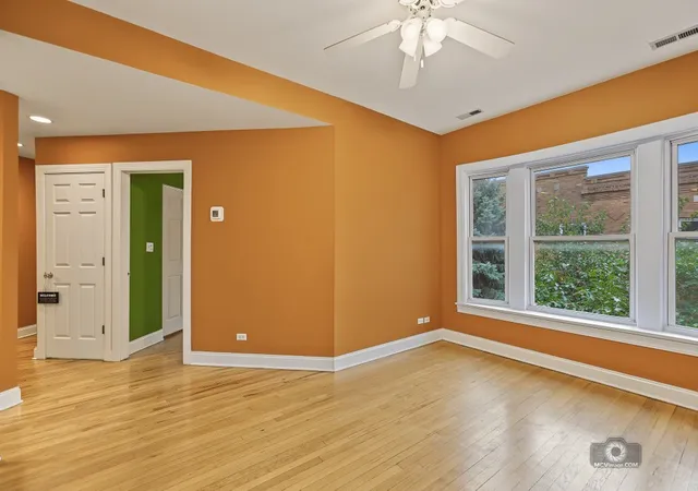 Listing Photo 5 - Condo for sale in building located at 4916 N Kedzie Ave, Chicago, IL 60625 - Unit #3W