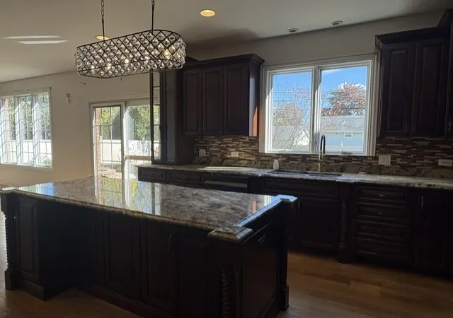 Photo 4 of Single family home for sale at 795 N Kenilworth Ave, Elmhurst, IL 60126 | MLS# 12784288 | Listing updated on 2026-10-22