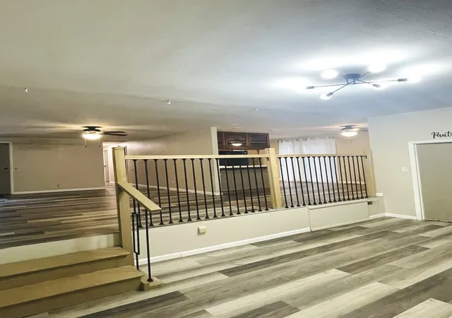 Photo 3 of Single family home for sale at 1011 W Laurel St, Carbondale, IL 62901 | MLS# 12784336 | Listing updated on 2026-10-21