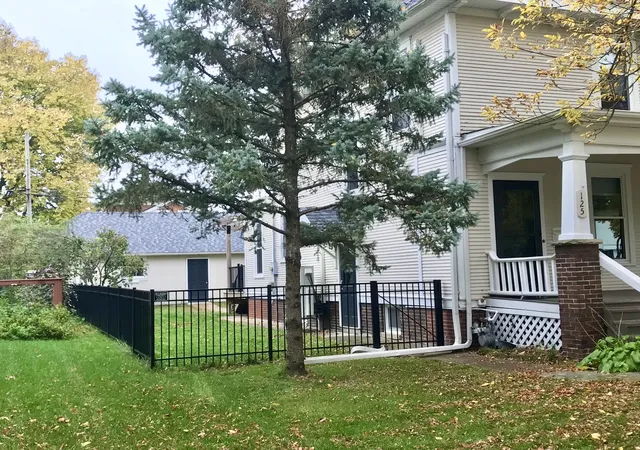 Photo 3 of Single family home for sale at 125 S 1st Street, Princeton, IL 61356 | MLS# 12784337 | Listing updated on 2026-10-22